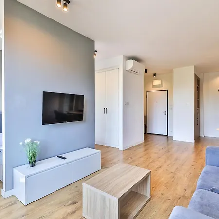 Slawinska 6 By Perfect 510 & 511 * 华沙