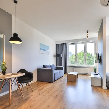 Slawinska 6 By Perfect 510 & 511 ワルシャワ