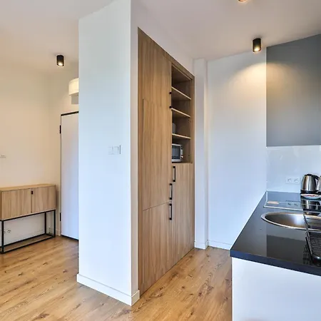 Slawinska 6 By Perfect 510 & 511 * 华沙