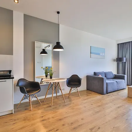 Slawinska 6 By Perfect 510 & 511 * ワルシャワ