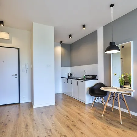 Slawinska 6 By Perfect 510 & 511 ワルシャワ