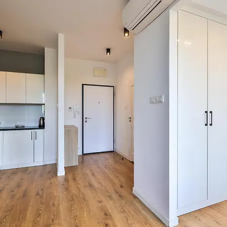 Slawinska 6 By Perfect 510 & 511 * 华沙