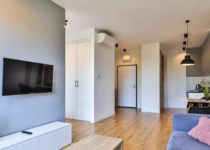 Slawinska 6 By Perfect 510 & 511 Warsaw