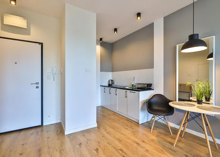 Slawinska 6 By Perfect 510 & 511 Warsaw