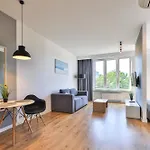 Slawinska 6 By Perfect 510 & 511 ורשה