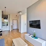 Slawinska 6 By Perfect 510 & 511 * ורשה